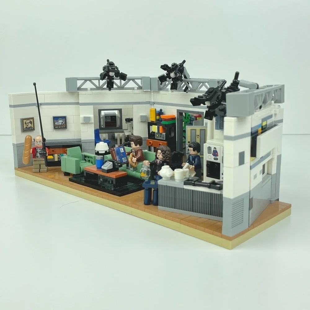 LEGO Ideas Seinfeld 21328 Building Kit Collectible Display Model Complete No Box